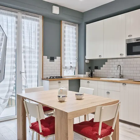 Guesthost - Dora Stylish Lägenhet Turin