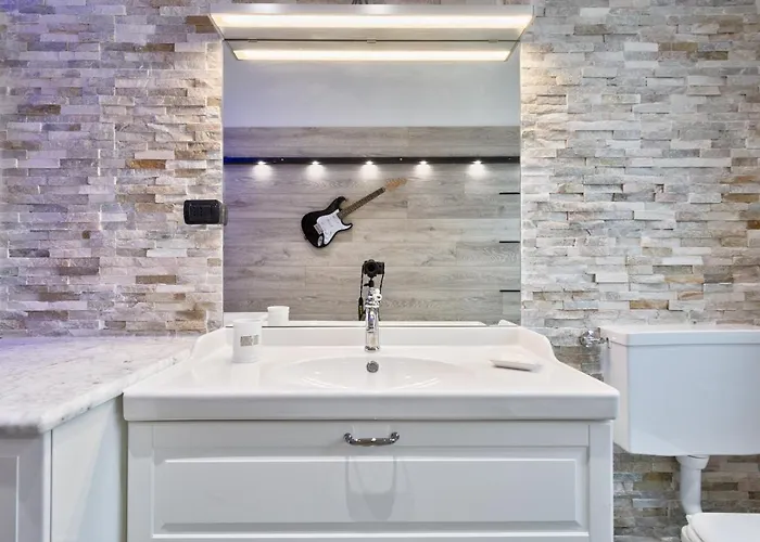 Guesthost - Dora Stylish Apartman Torino