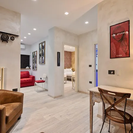 Guesthost - Dora Stylish Daire Torino