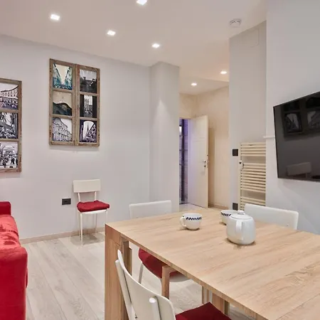 Guesthost - Dora Stylish